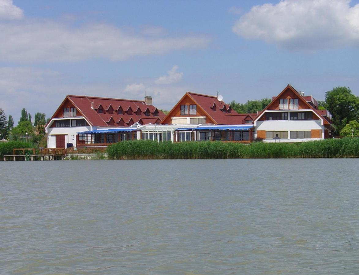 Hotel Juventus Веленце Экстерьер фото